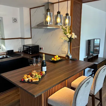Old Mill Tiny Homes Apartment *